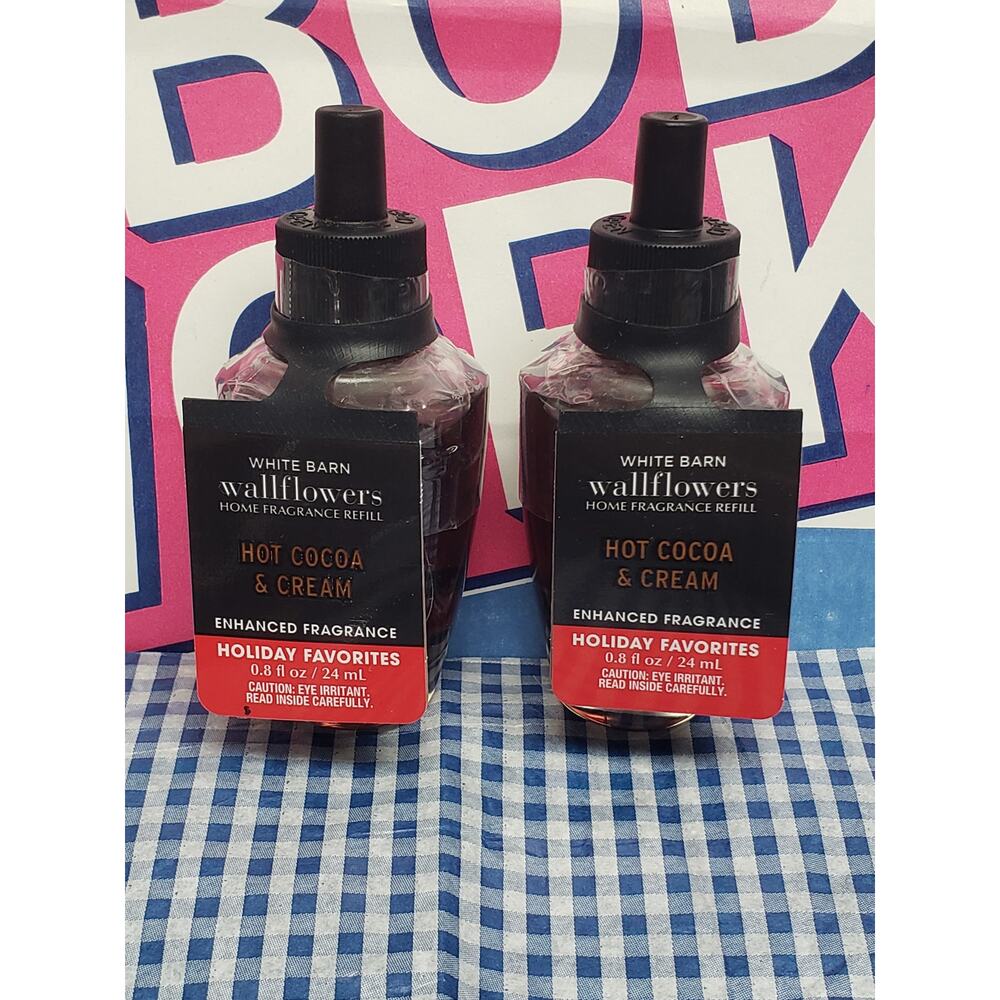 BBW Hot Cocoa & Cream Enhanced HOLIDAY FAVORITES Wallflower Fragrance Refill